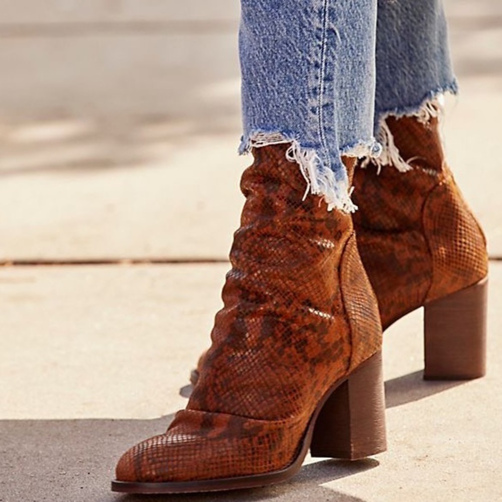 Elle Block Heel Boots (BRAND NEW IN BOX)